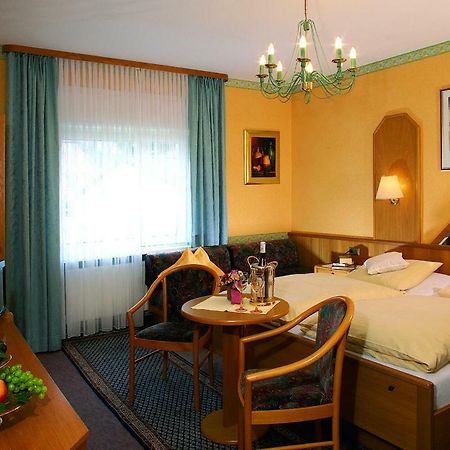 Gaestehaus Hotel Rheingraf คัมพ์-บอร์นโฮเฟน ภายนอก รูปภาพ